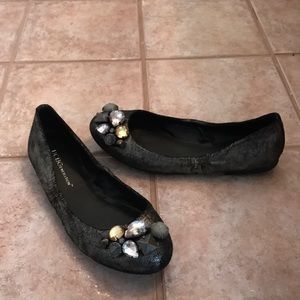 BCBG flats